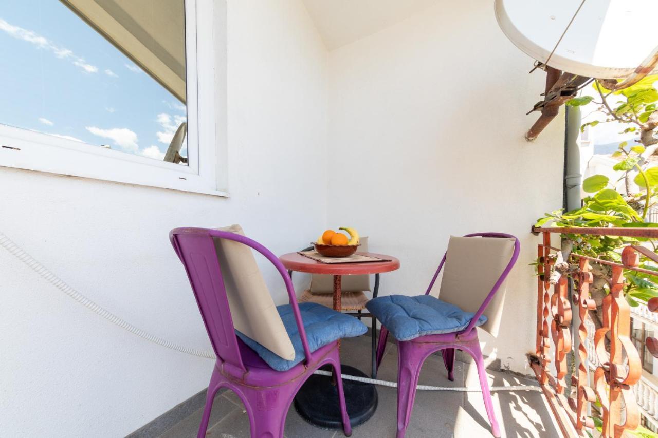 Sunny Grapes Apartments Budva Rum bild